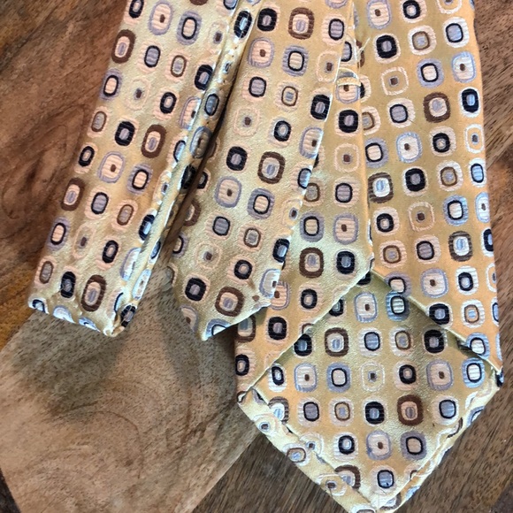TASSO ELBA Spa Mens Tie Handmade 100% Silk 
Brilliant Gold w/Brown & Blue $68NEW - Picture 12 of 16